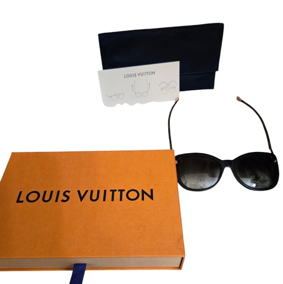 Authentic Louis Vuitton women's black sunglasses - Picture 1 of 9